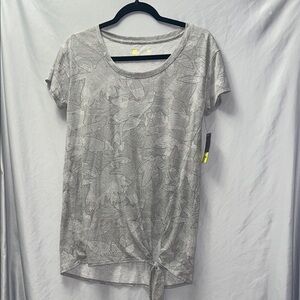 Xersion Gray Lyra Floral Sleeve Top
